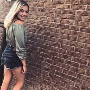 Meet your Posher, Karah